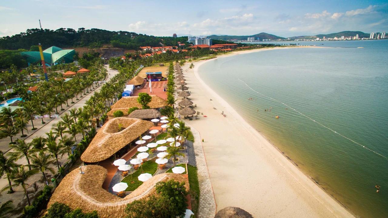 Moon Bay Ha Long Hotel Bagian luar foto