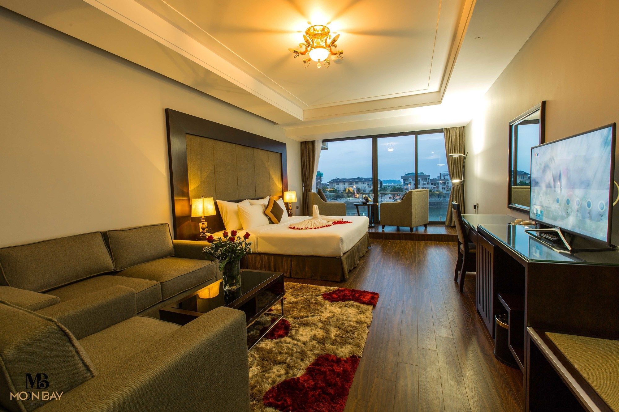 Moon Bay Ha Long Hotel Bagian luar foto